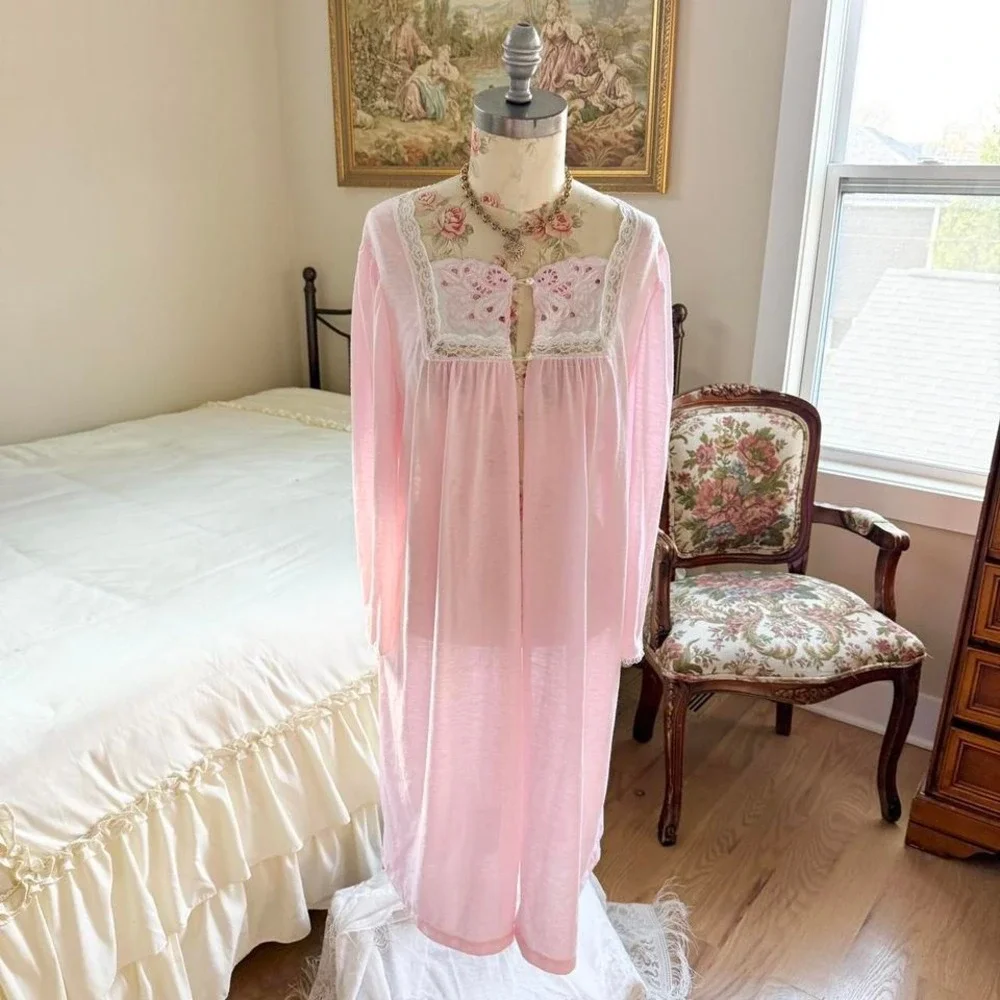 vintage pink lace robe‎ size medium large soft sheer 80s